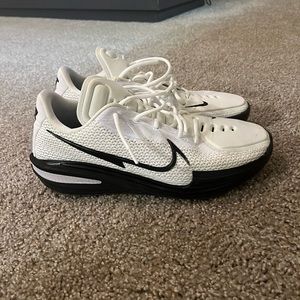 Nike GT Cut 1 (white and black)